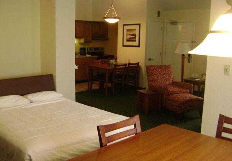 Sonesta Es Suites Minneapolis-St. Paul Airport Eagan Room photo